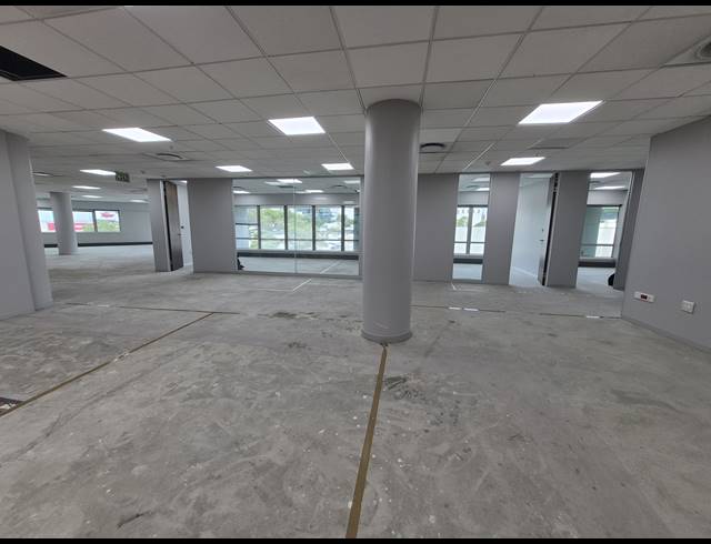 947M² OFFICE TO LET IN SANDTON CENTRAL